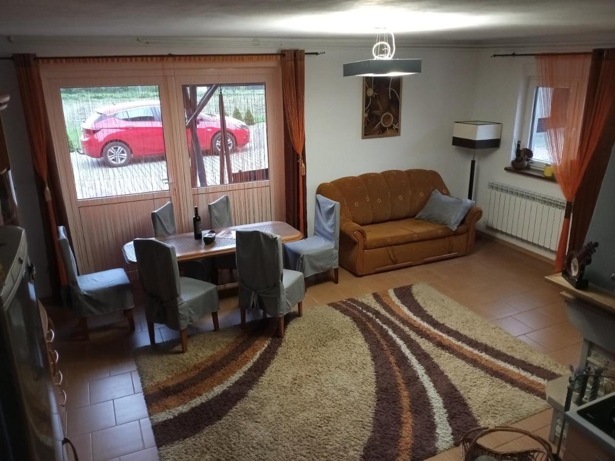 Domek Gniewoszowka Rymanów Exteriér fotografie